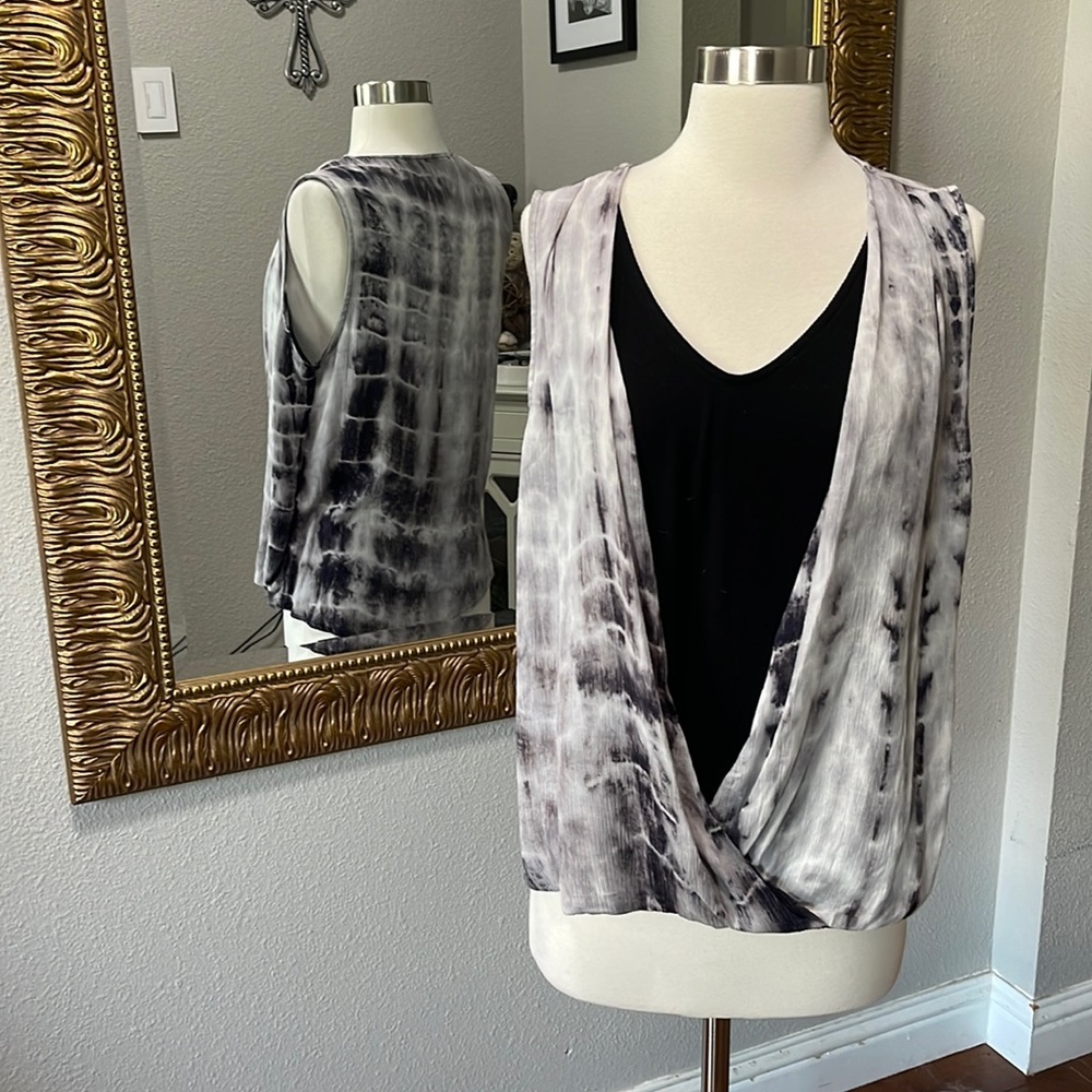 W5 Black Gray Tie Dye Sleeveless Top - Picture 1 of 7